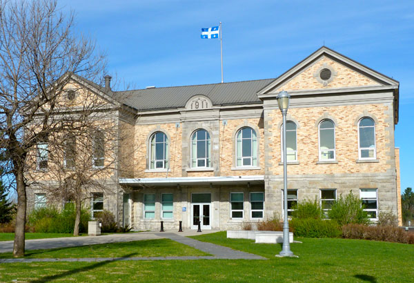 Palais de justice de Mont-Laurier